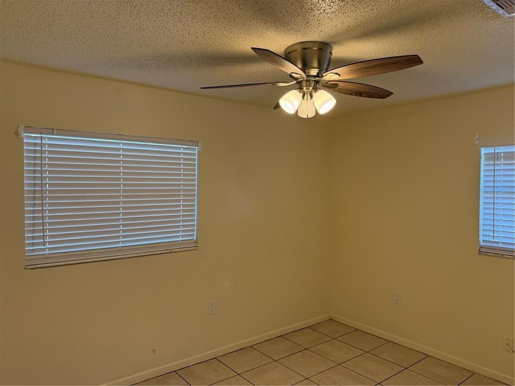 822 S Lone Oak Drive - Photo 9