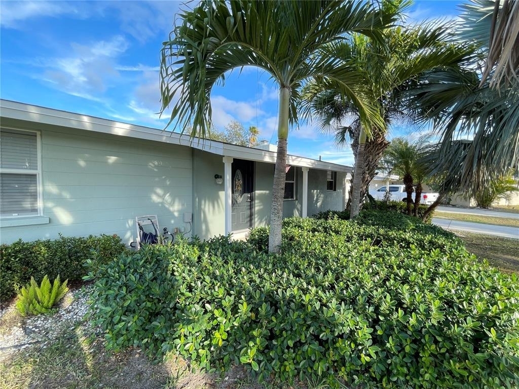 6405 White Sands Terrace - Photo 12