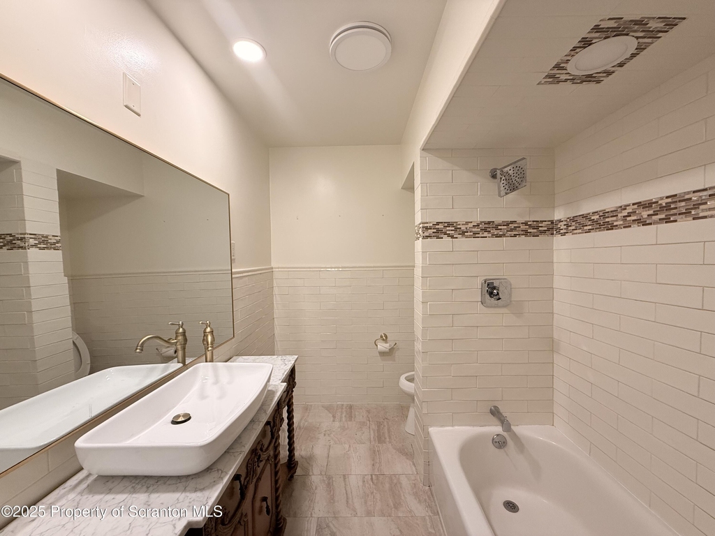 629 Clay Avenue - Photo 2