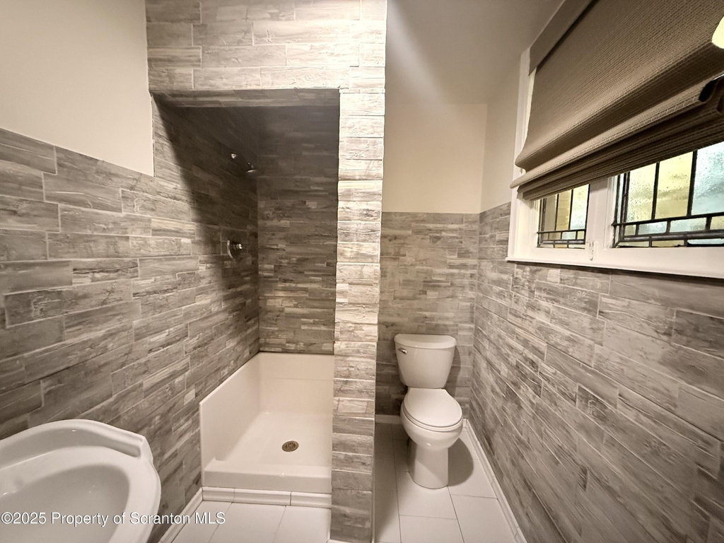 629 Clay Avenue - Photo 1