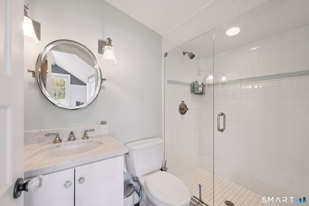 19 Middle Beach Road - Photo 17