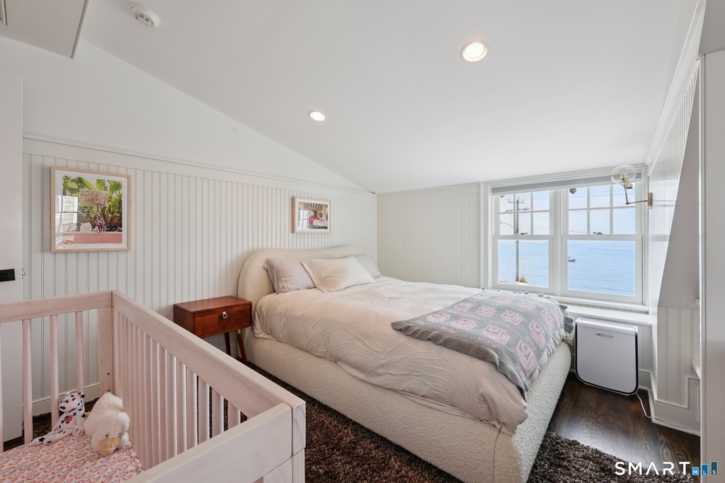 19 Middle Beach Road - Photo 18