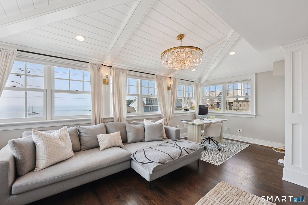 19 Middle Beach Road - Photo 11