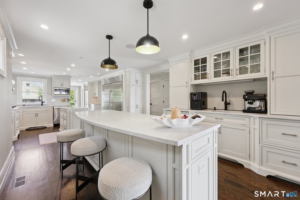 19 Middle Beach Road - Photo 4