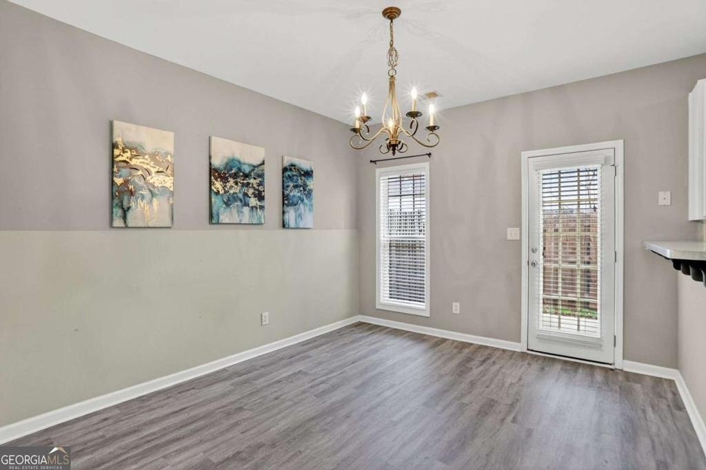 230 Valley Crossing - Photo 2