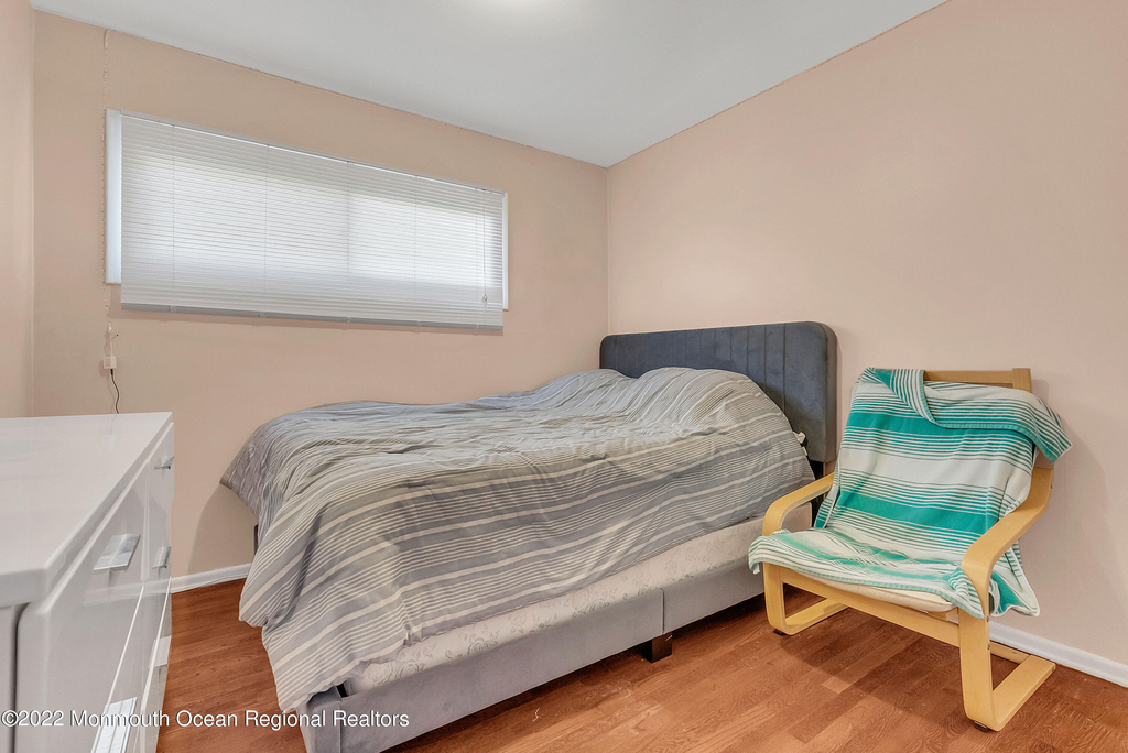 872 Red Oaks Drive - Photo 9