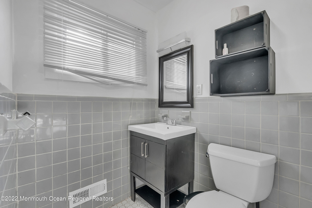 872 Red Oaks Drive - Photo 12