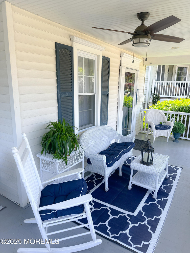 327 Woodland Avenue - Photo 3