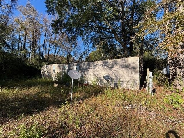 1233 Suncrest Circle - Photo 3