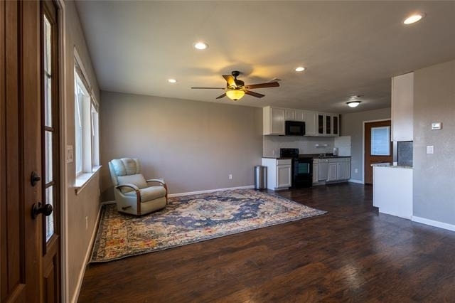 5780 Randle Road - Photo 2