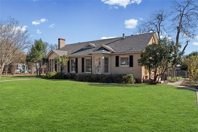 1919 N 7th Street - Photo 2
