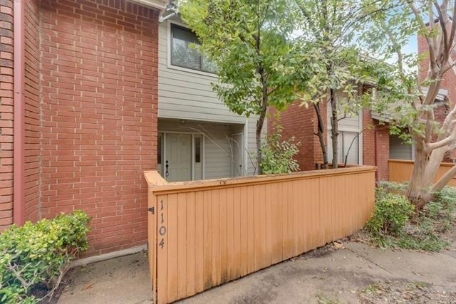 8404 Forest Lane - Photo 3