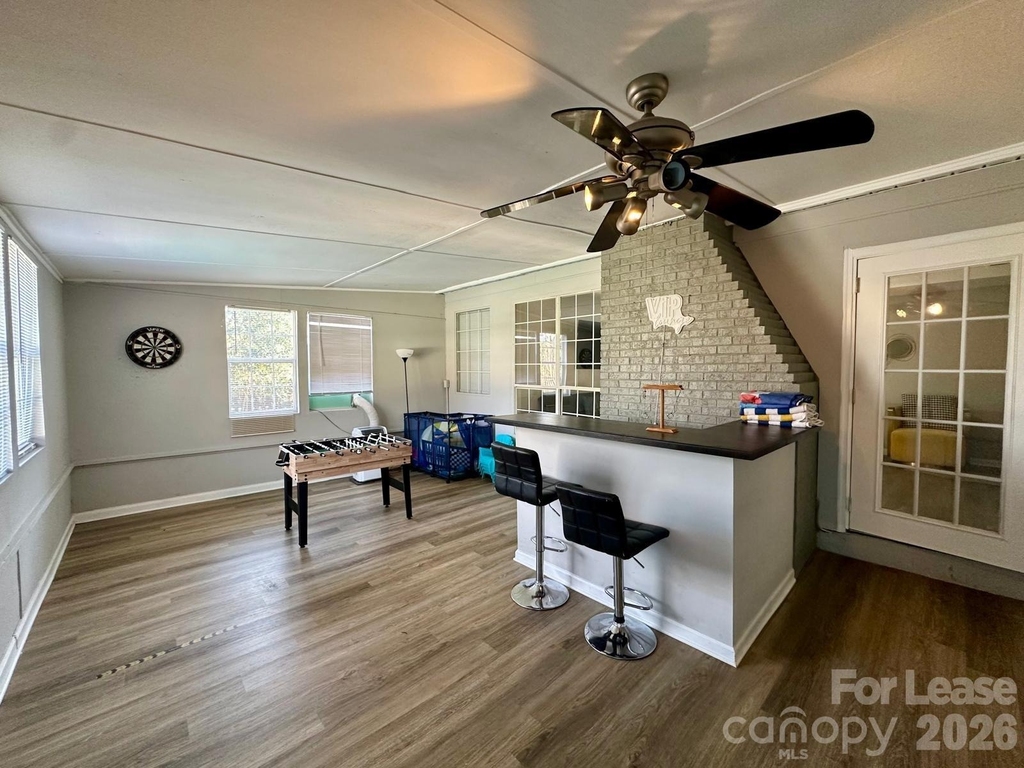 9501 Pondside Lane - Photo 10
