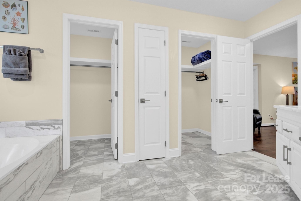 8534 Headford Road - Photo 18