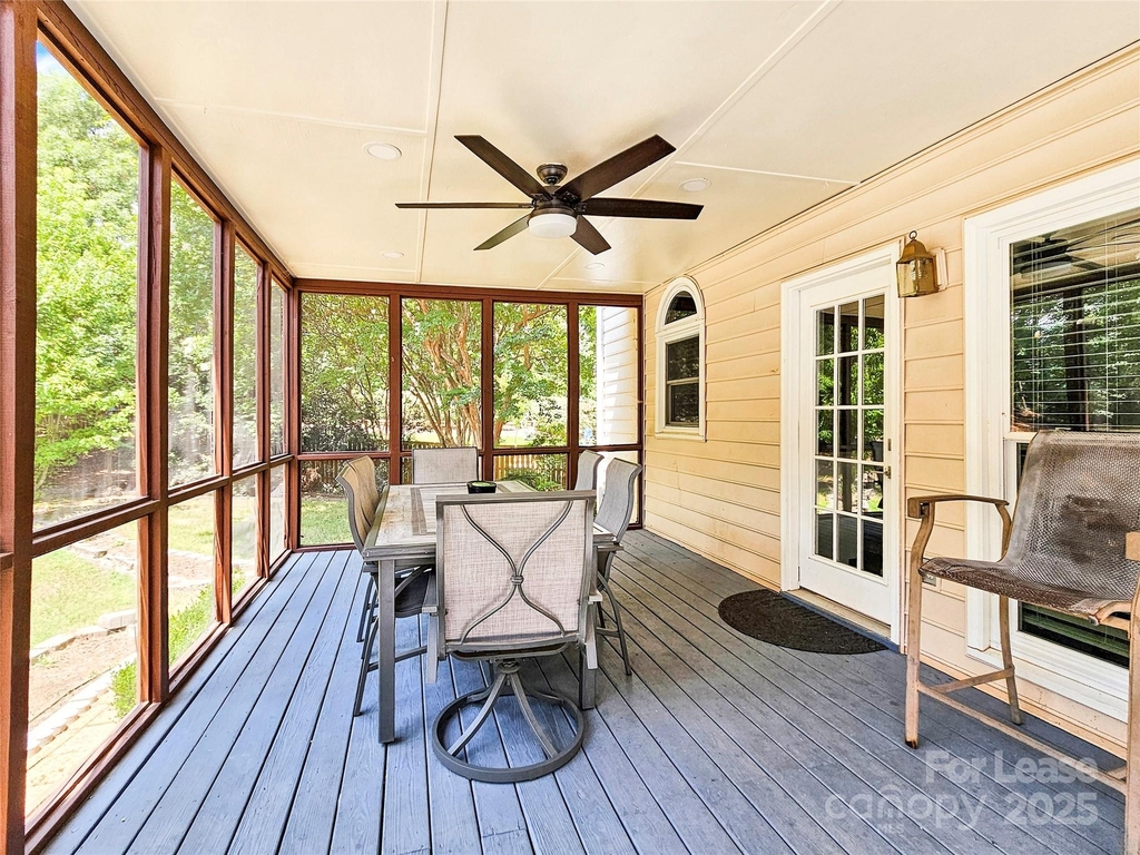 8534 Headford Road - Photo 8