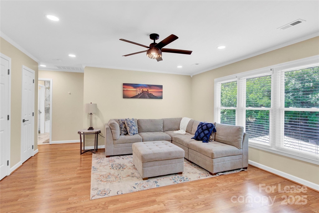 8534 Headford Road - Photo 24