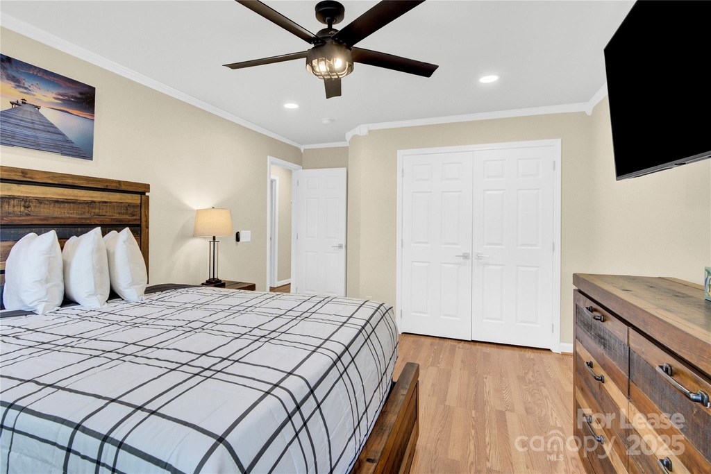 8534 Headford Road - Photo 33