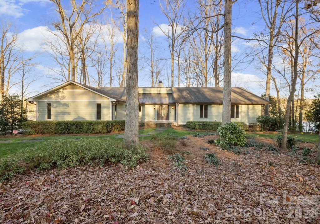 19709 Stough Farm Road - Photo 2