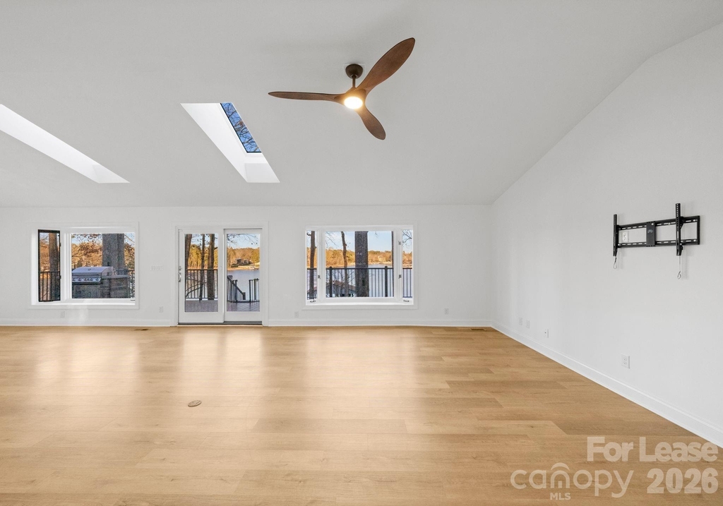 19709 Stough Farm Road - Photo 11