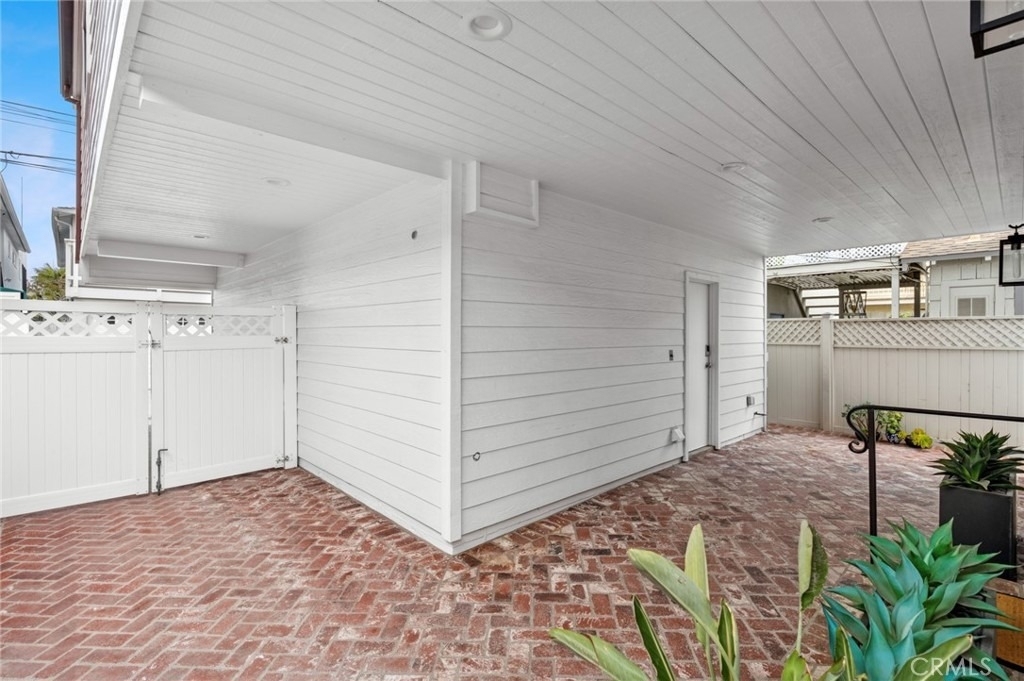 117 Marine Avenue - Photo 34