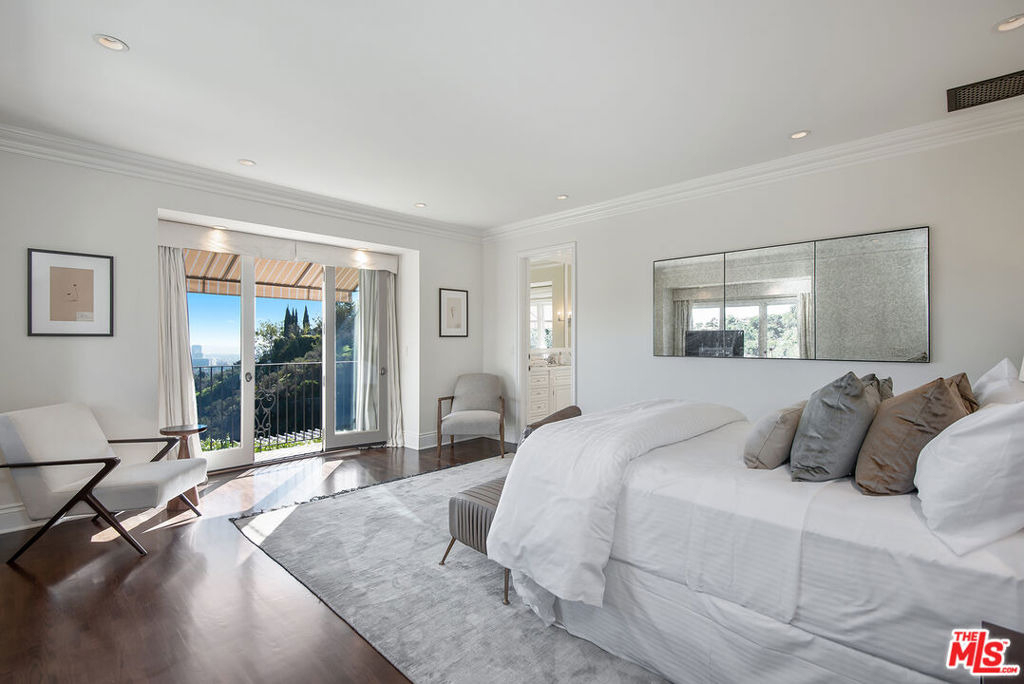 980 Stradella Road - Photo 13