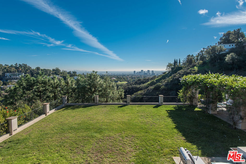 980 Stradella Road - Photo 29