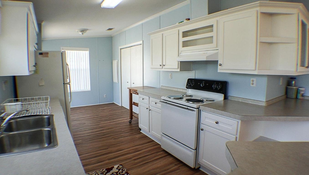 7030 Se Ridgeway Terrace - Photo 3
