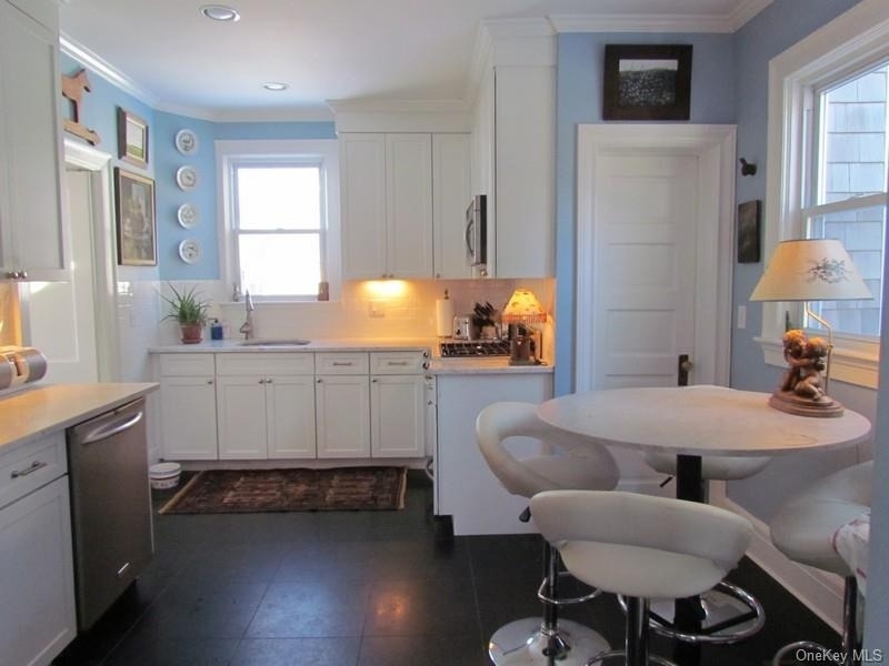 29 Ash Street - Photo 12