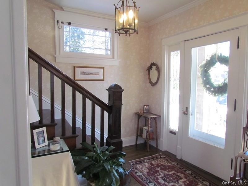 29 Ash Street - Photo 2