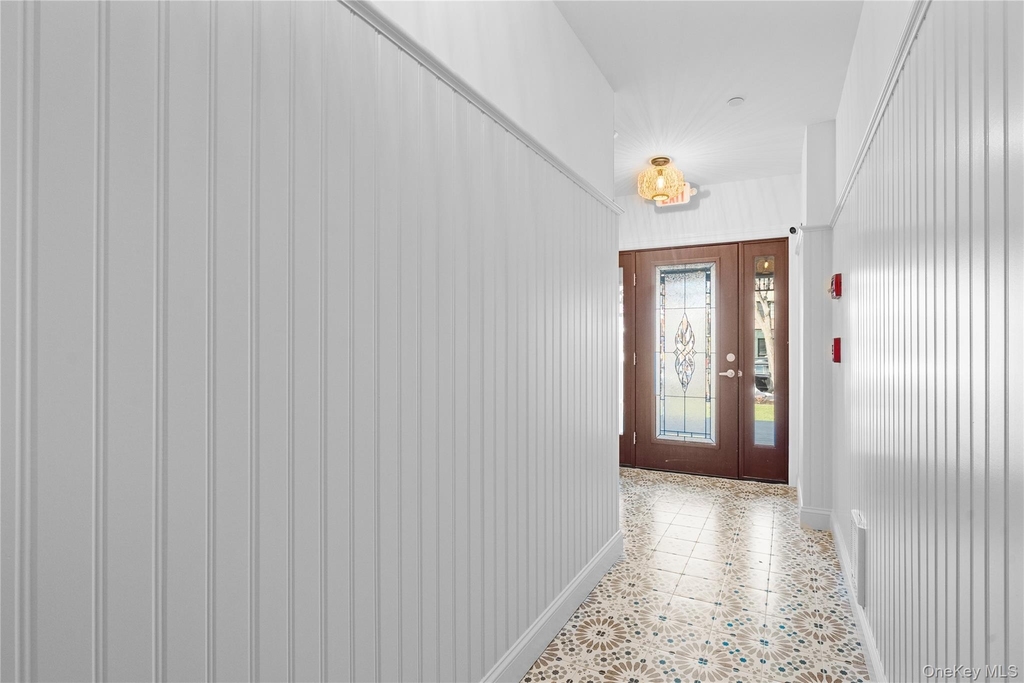 584 Main Street - Photo 10