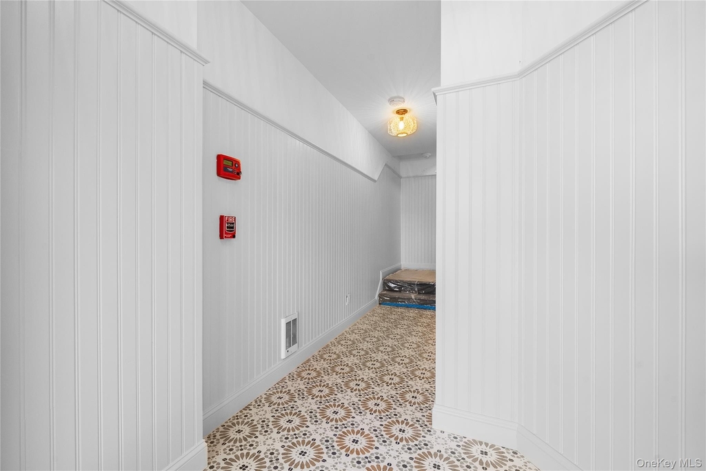 584 Main Street - Photo 9