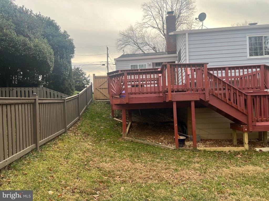 7714 Arlen Street - Photo 18