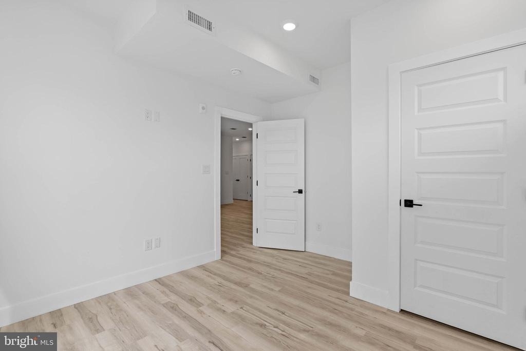 809 Diamond Street - Photo 5