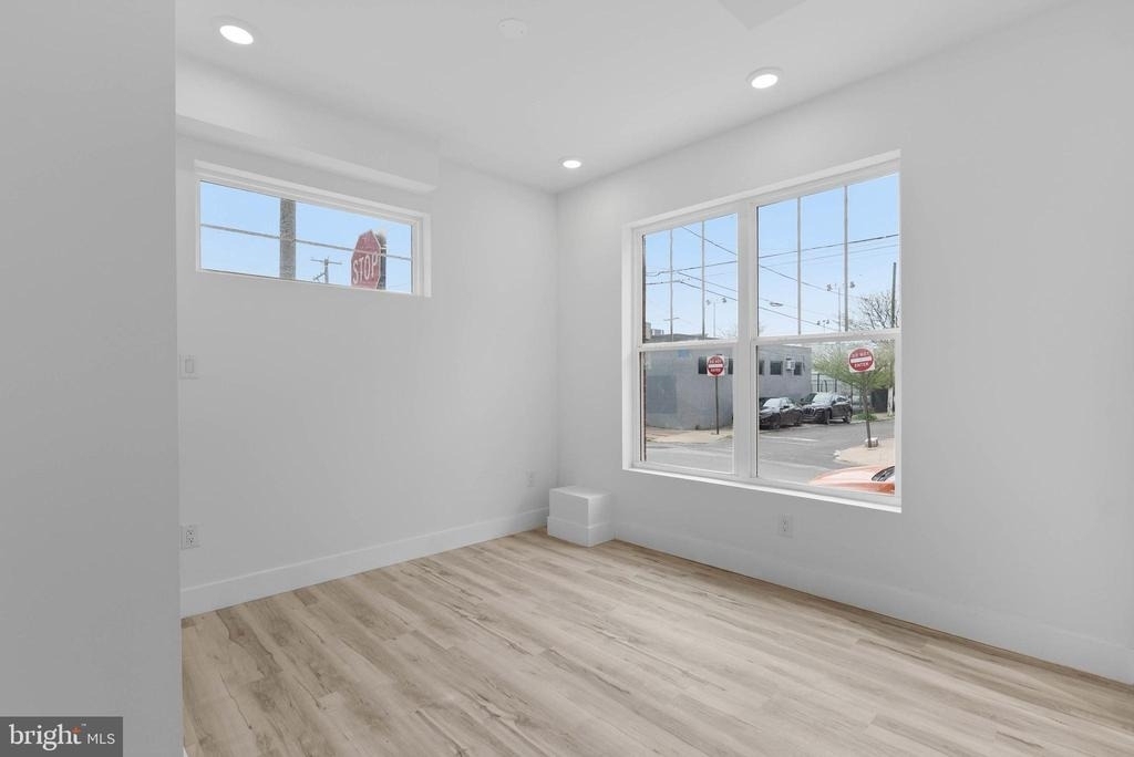 809 Diamond Street - Photo 4