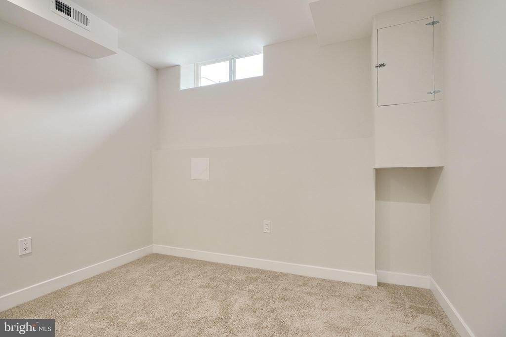 602 S Streeper Street - Photo 25