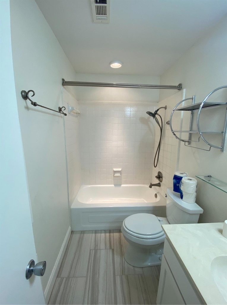2906 West Ave - Photo 7
