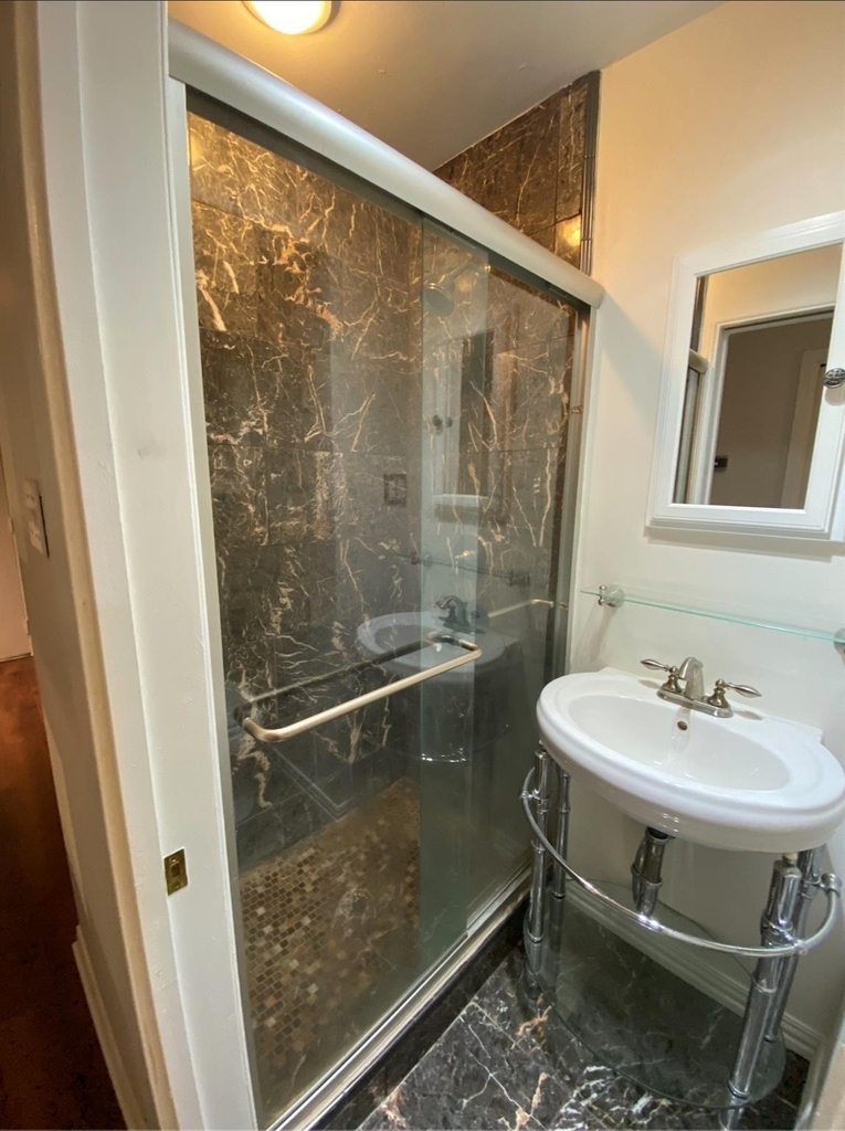 2906 West Ave - Photo 15
