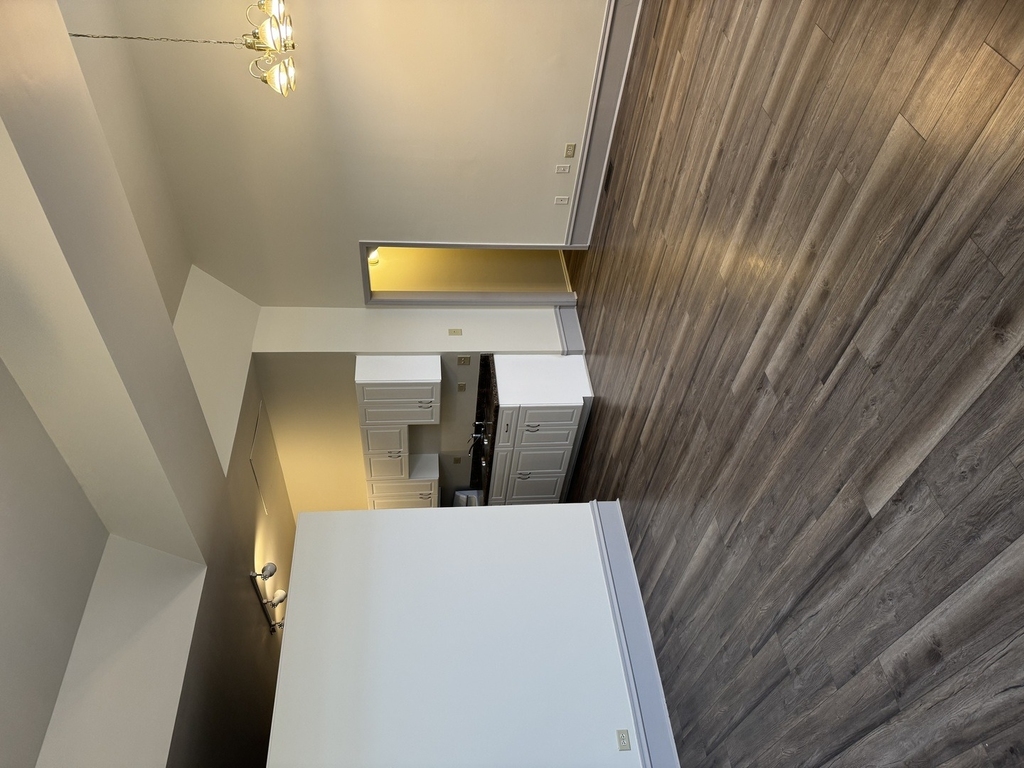 204 E Washington Street - Photo 1
