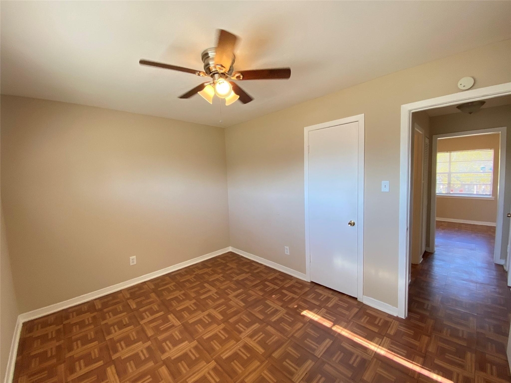3024 Elgin Street - Photo 5