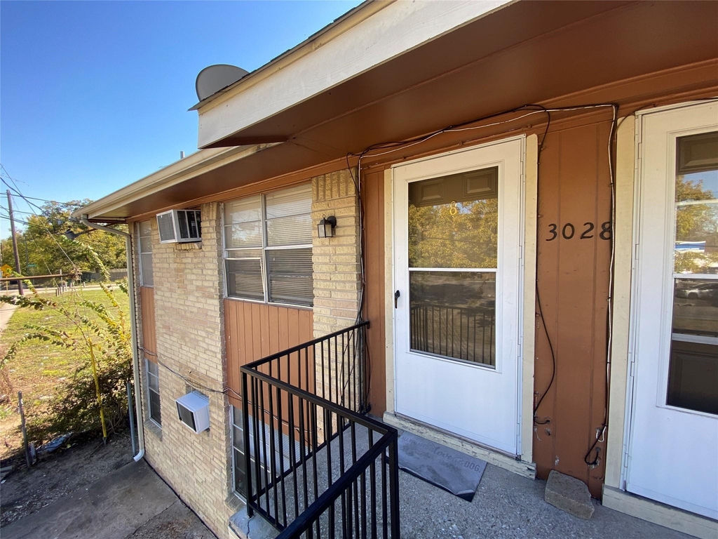 3024 Elgin Street - Photo 9