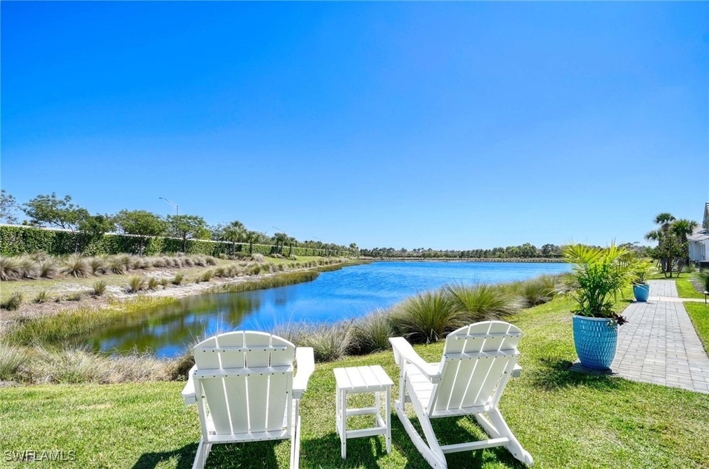 6984 Saona Court - Photo 7
