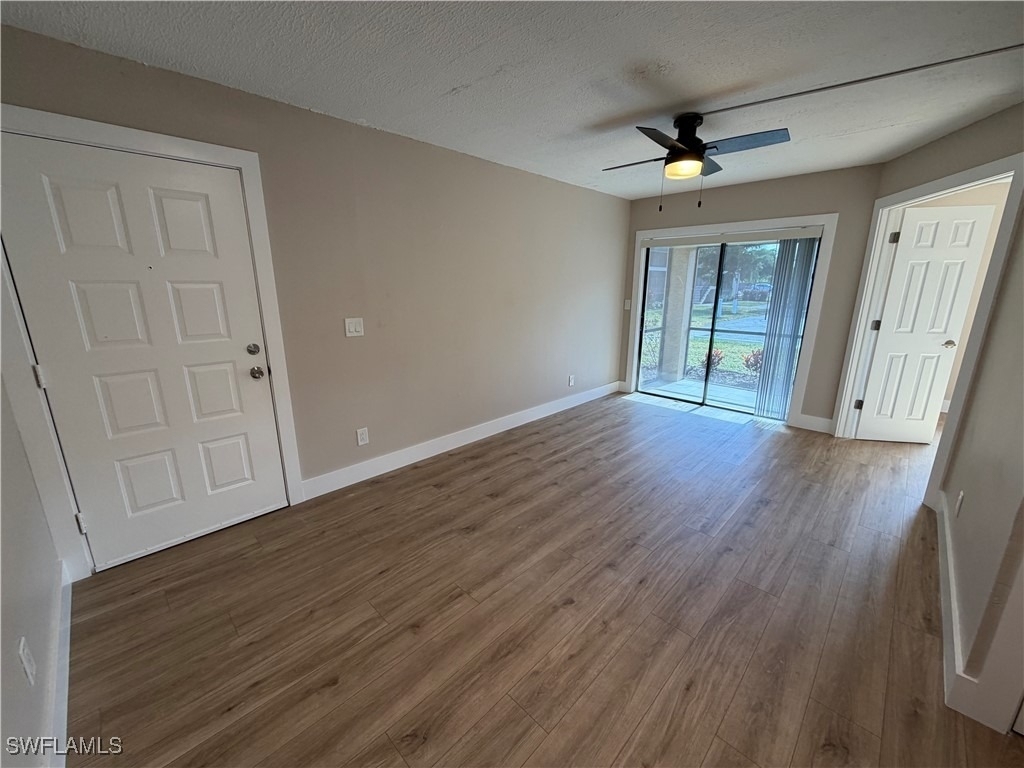 5315 Summerlin Road - Photo 2
