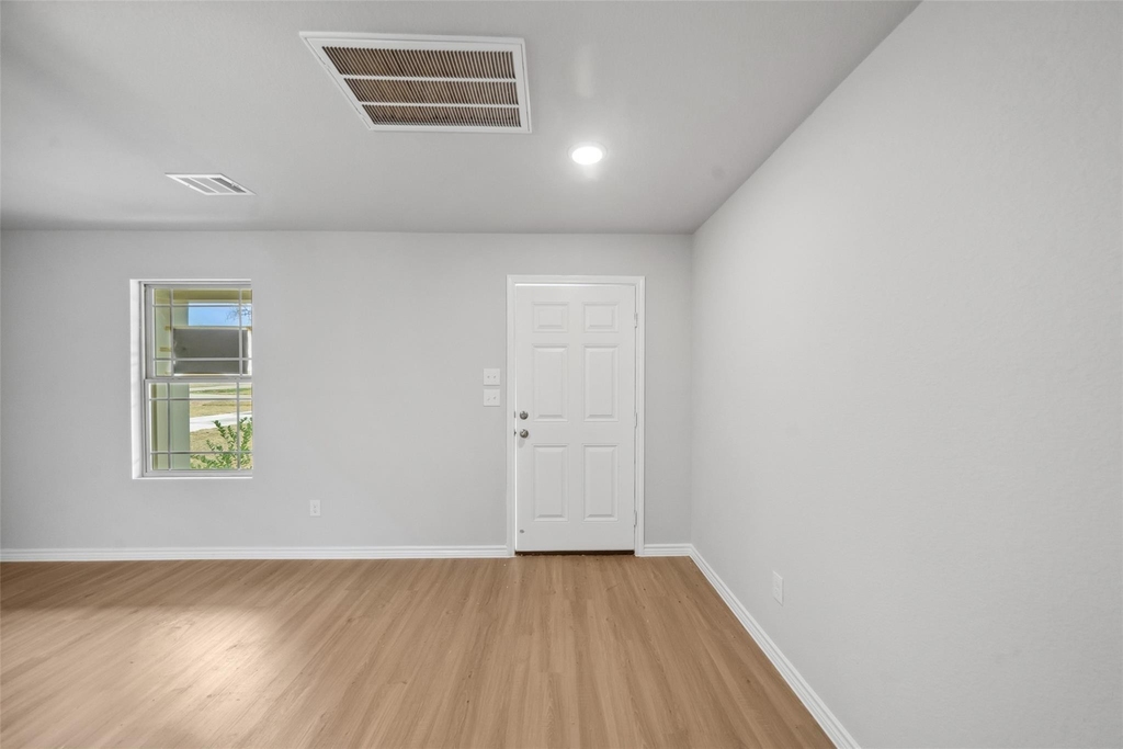 515 16th Street - Photo 5