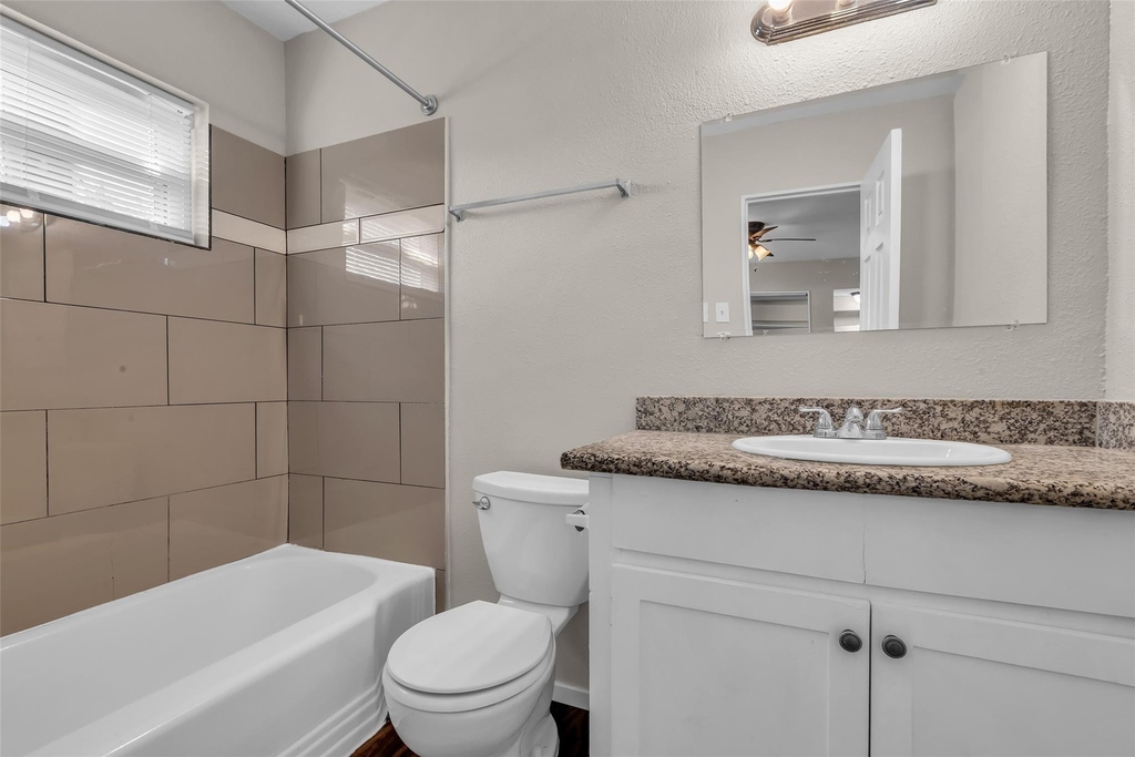 4706 Yellowstone Boulevard - Photo 20