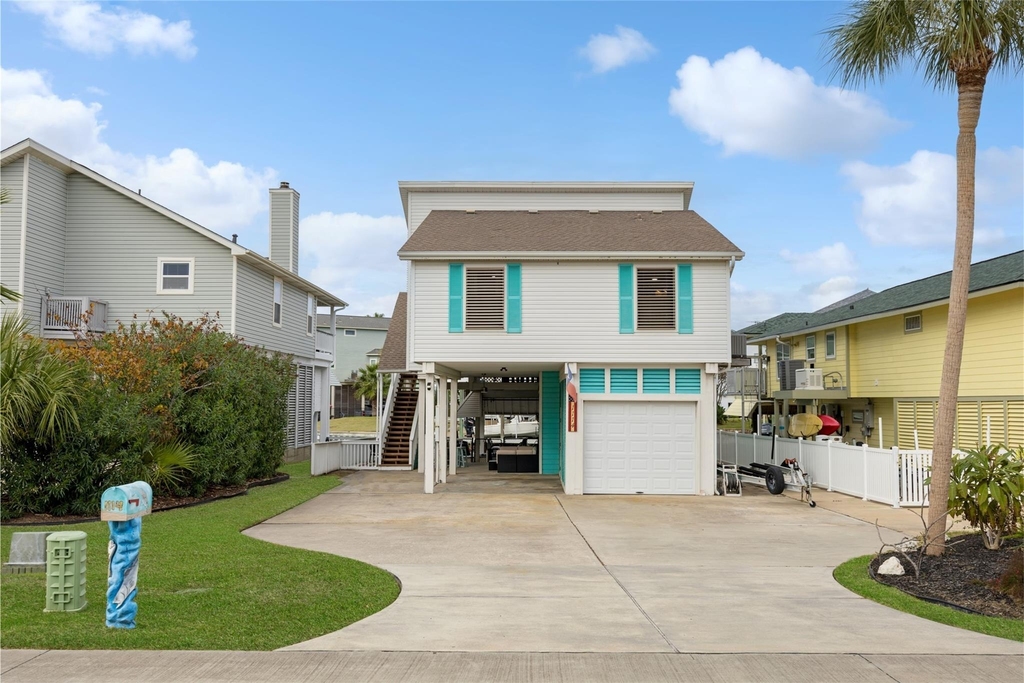 1114 Tiki Drive - Photo 4