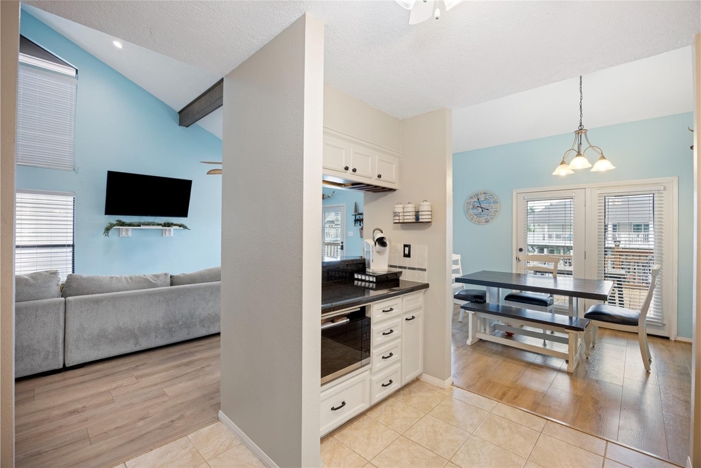 1114 Tiki Drive - Photo 11
