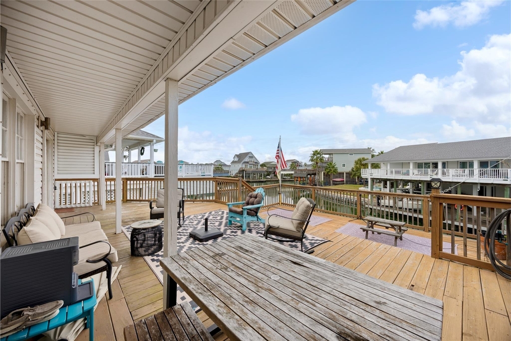 1114 Tiki Drive - Photo 32