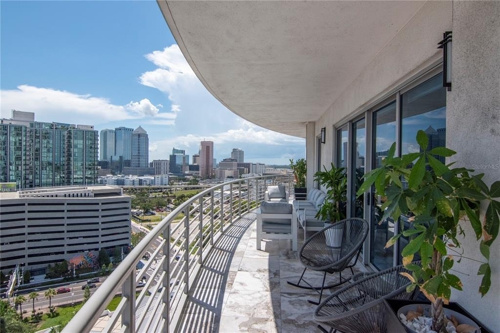 1209 E Cumberland Avenue - Photo 17
