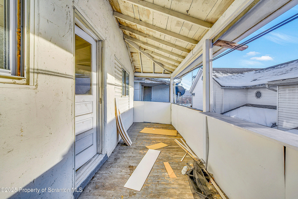 1011 Washburn Street - Photo 8