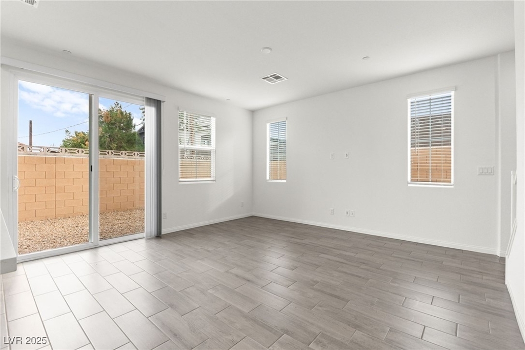 10146 Gabby Glen Street - Photo 9